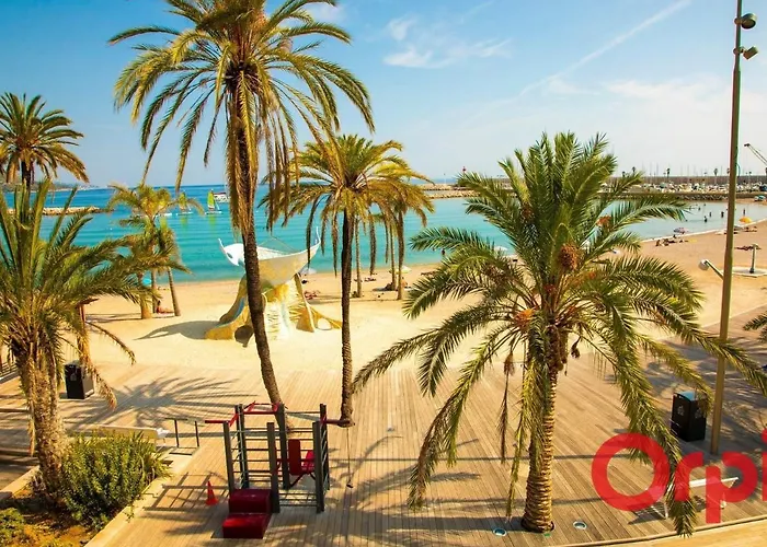 Climatise Avec Terrasse, Centre-ville De Menton, A Deux Pas Des Plages - Fr-1-647-24 *